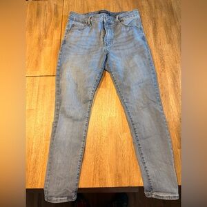 Aeropostale Women’s Light Blue Skinny Jeans